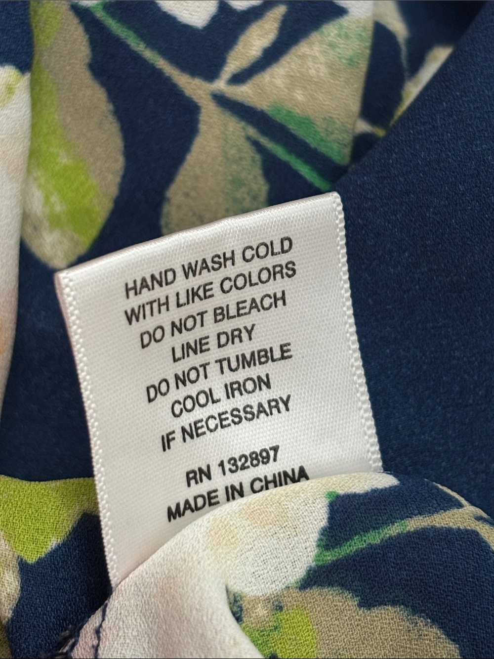Rose & Olive Navy Floral Long-Sleeve Blouse XL - Picture 13 of 13